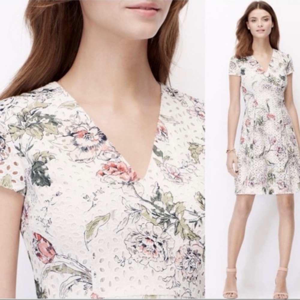 Ann Taylor Floral Eyelet V-Neck Short Sleeve Lined Dress Women's Size 2 White